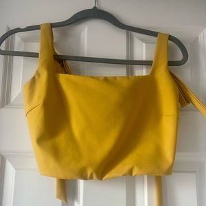 Tiger mist top mustard yellow with zip on the back